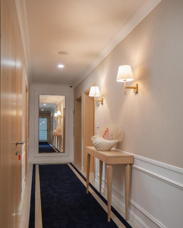 Aparthotel Flora ทูแชพี ภายนอก รูปภาพ